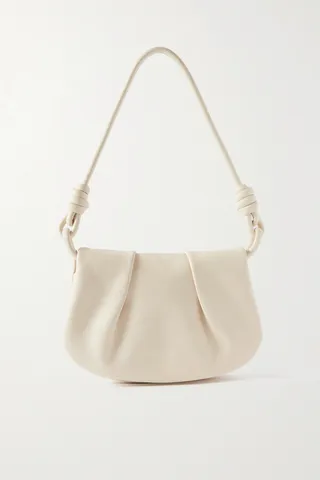 Bolso al hombro Loewe de color crema
